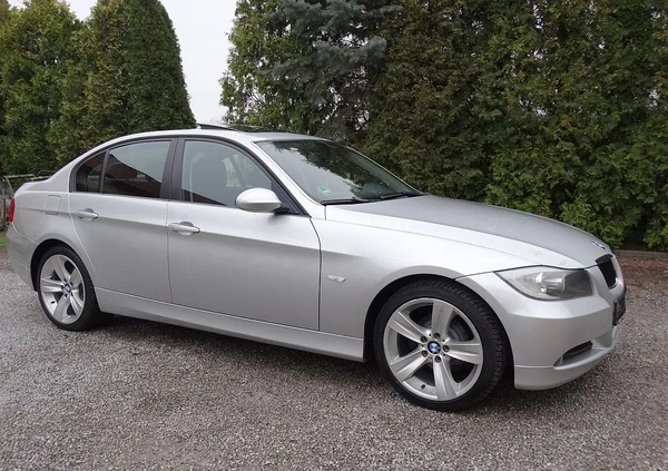 BMW Seria 3 cena 24500 przebieg: 213660, rok produkcji 2007 z Staszów małe 667